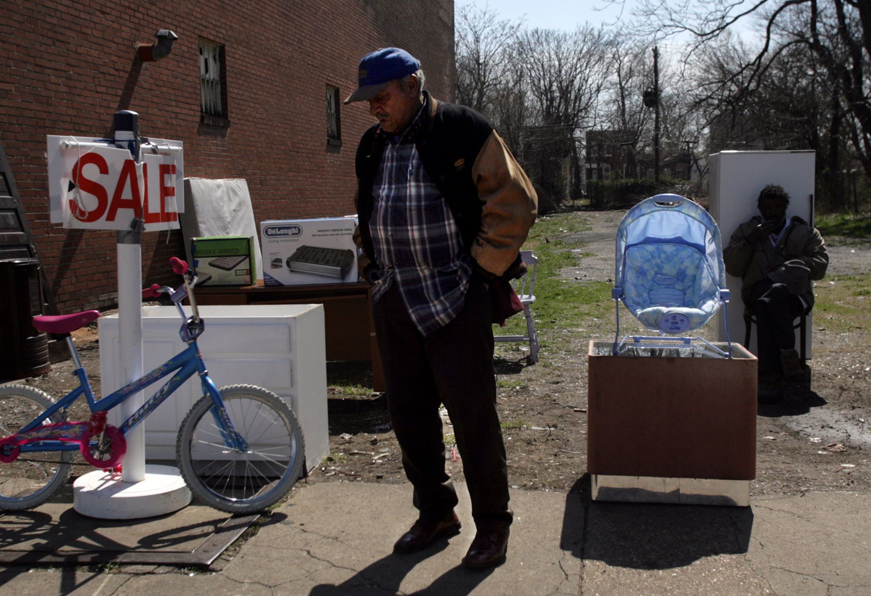 Stuff for sale in 2008 on MLK Drive